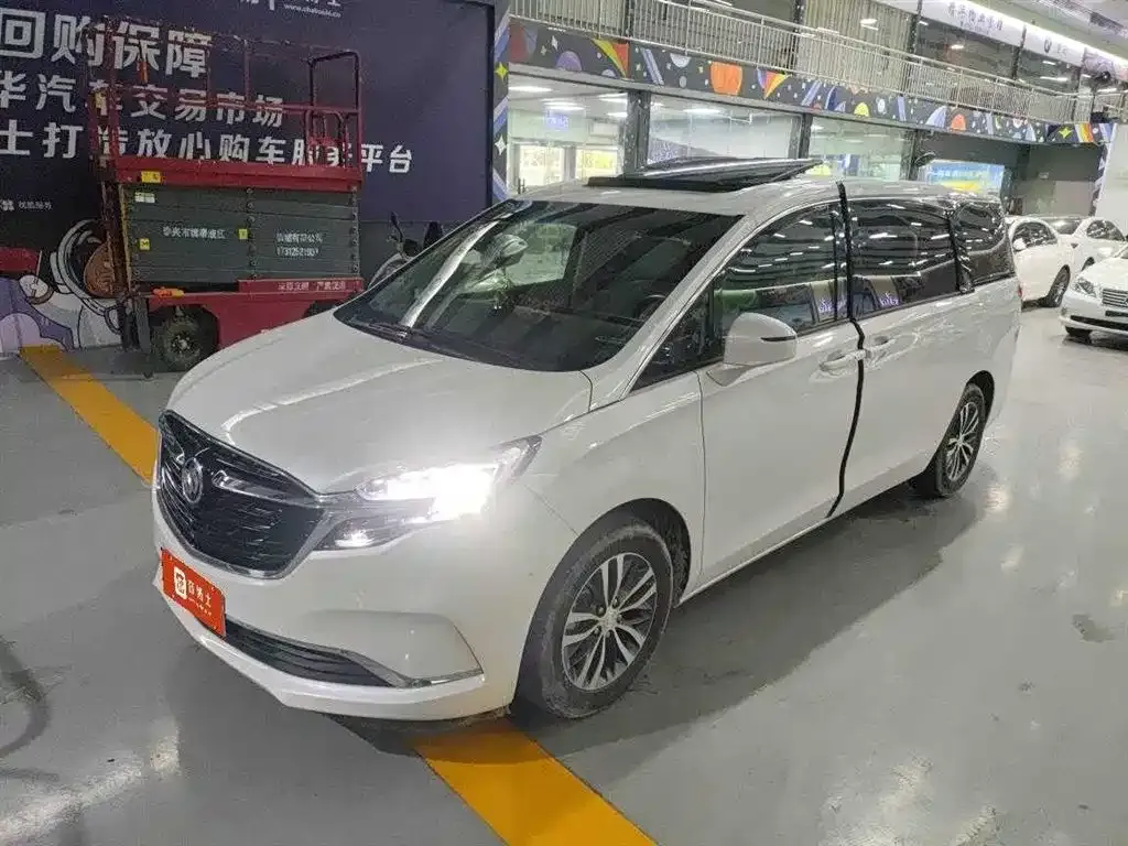Buick GL8 2022 из CN, фото 1