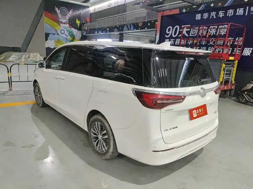 Buick GL8 2022 из CN, фото 5