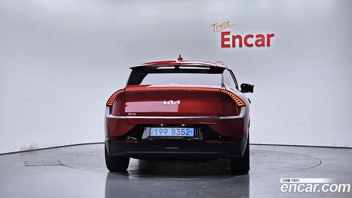 Kia EV6 2023 из KR, фото 4