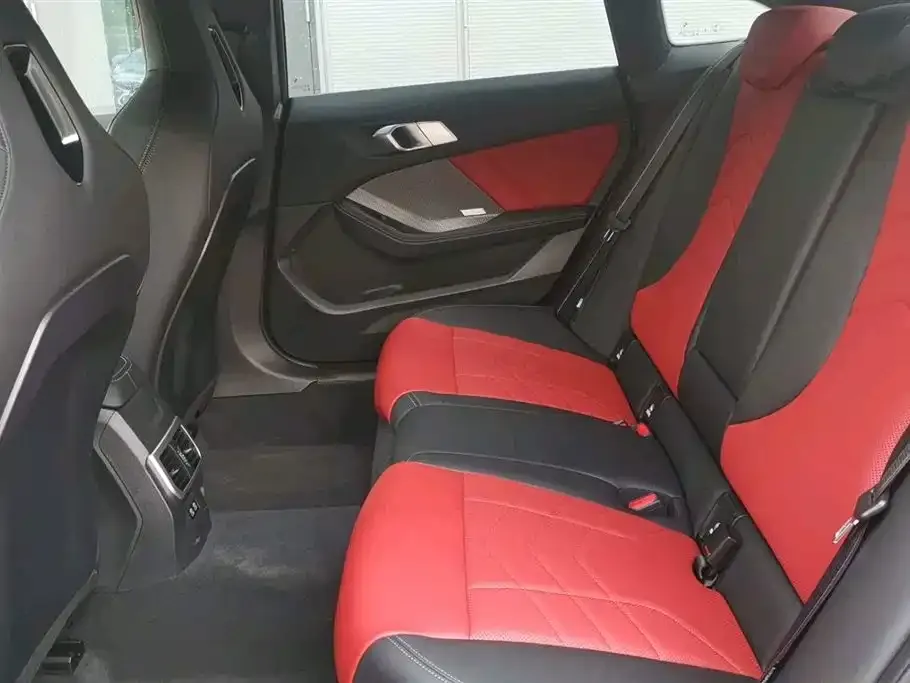 BMW M235L 2025 из CN, фото 8