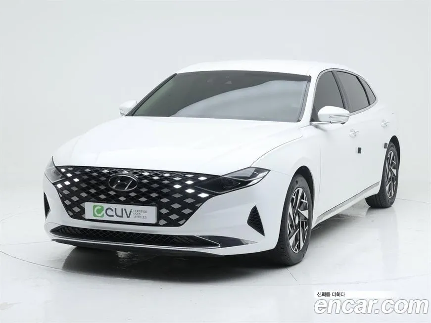 Hyundai Grandeur — фото 1