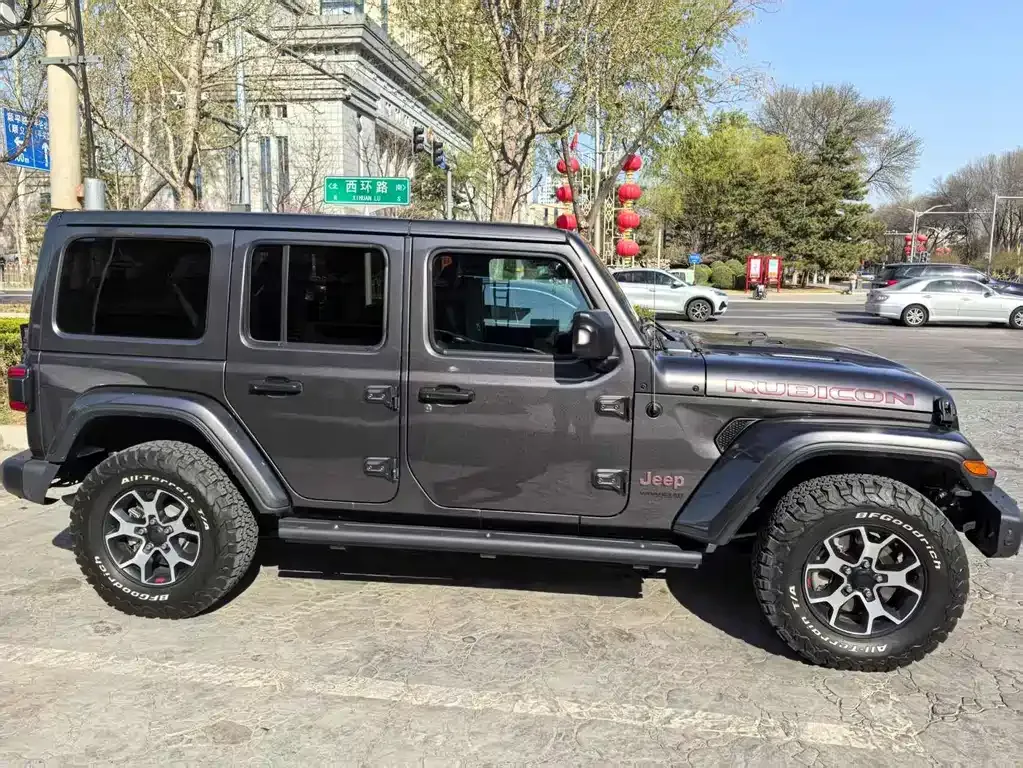 Jeep Wrangler — фото 3