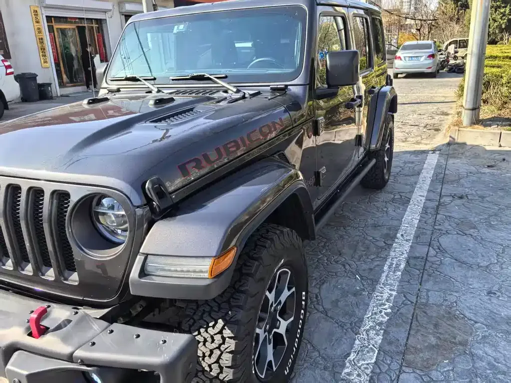 Jeep Wrangler — фото 9