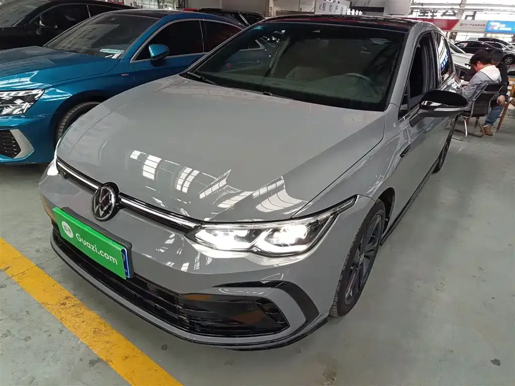 Volkswagen Golf 2022 из CN, фото 1