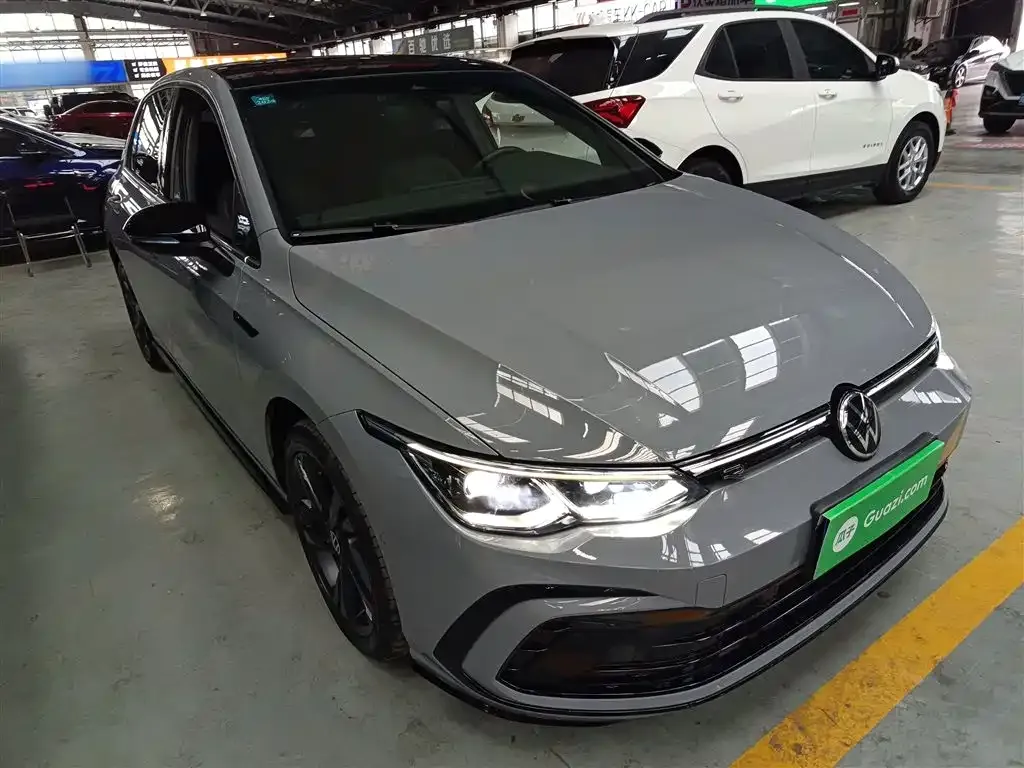 Volkswagen Golf 2022 из CN, фото 4