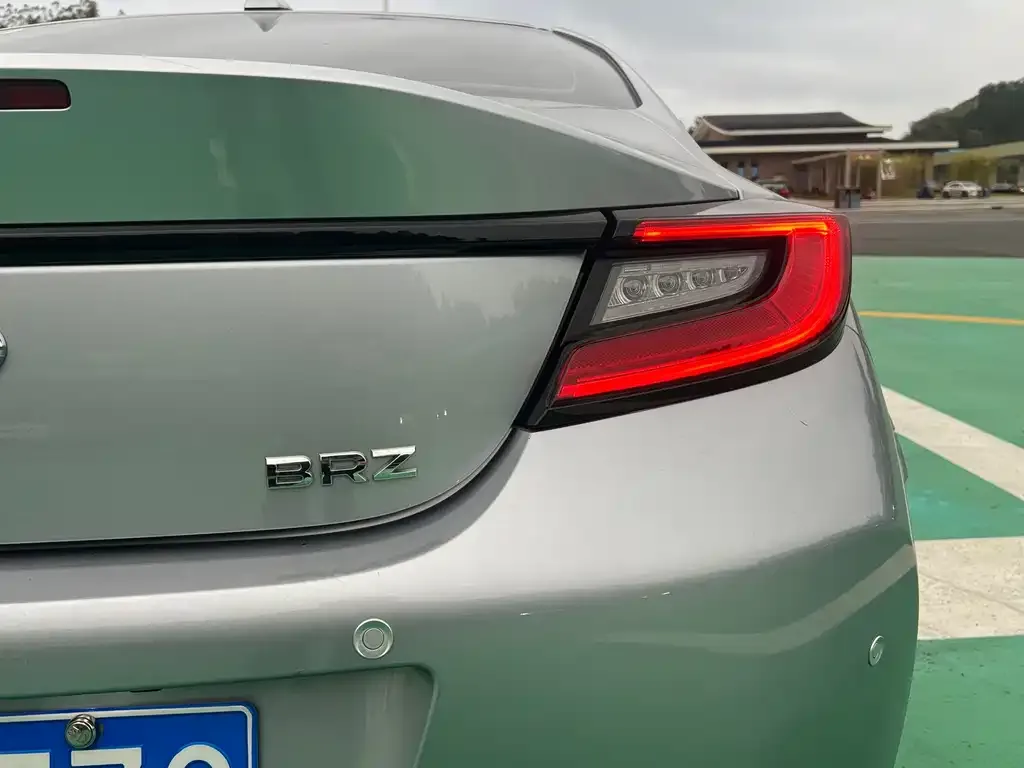 Subaru BRZ 2022 из CN, фото 6