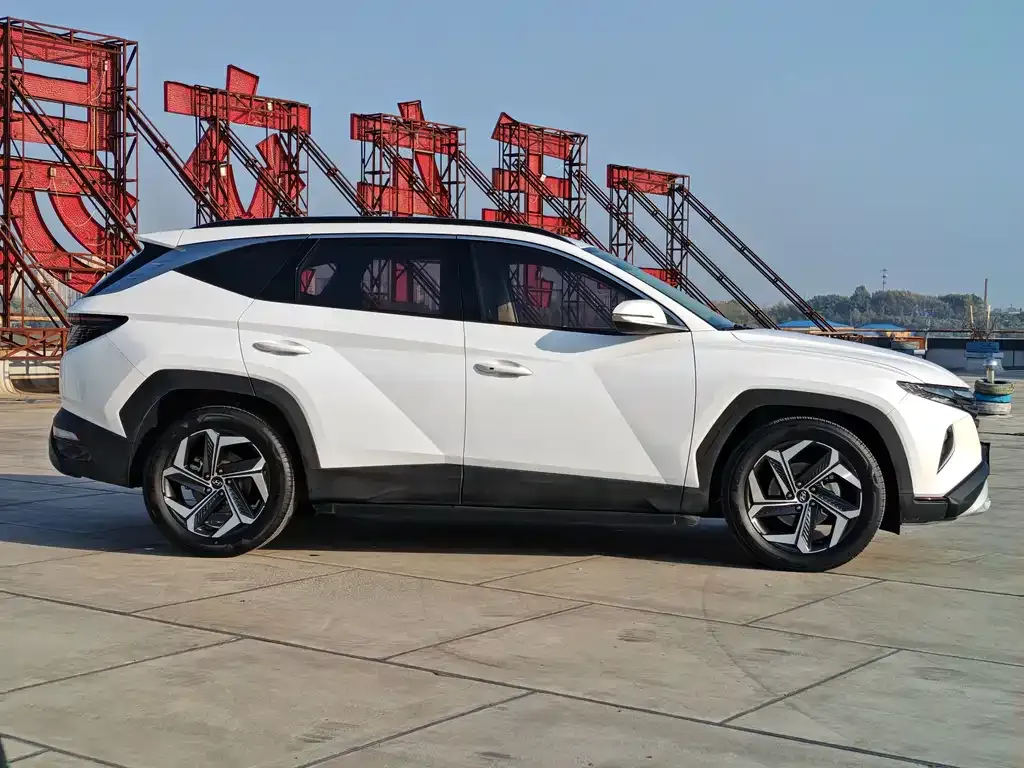Hyundai Tucson — фото 4