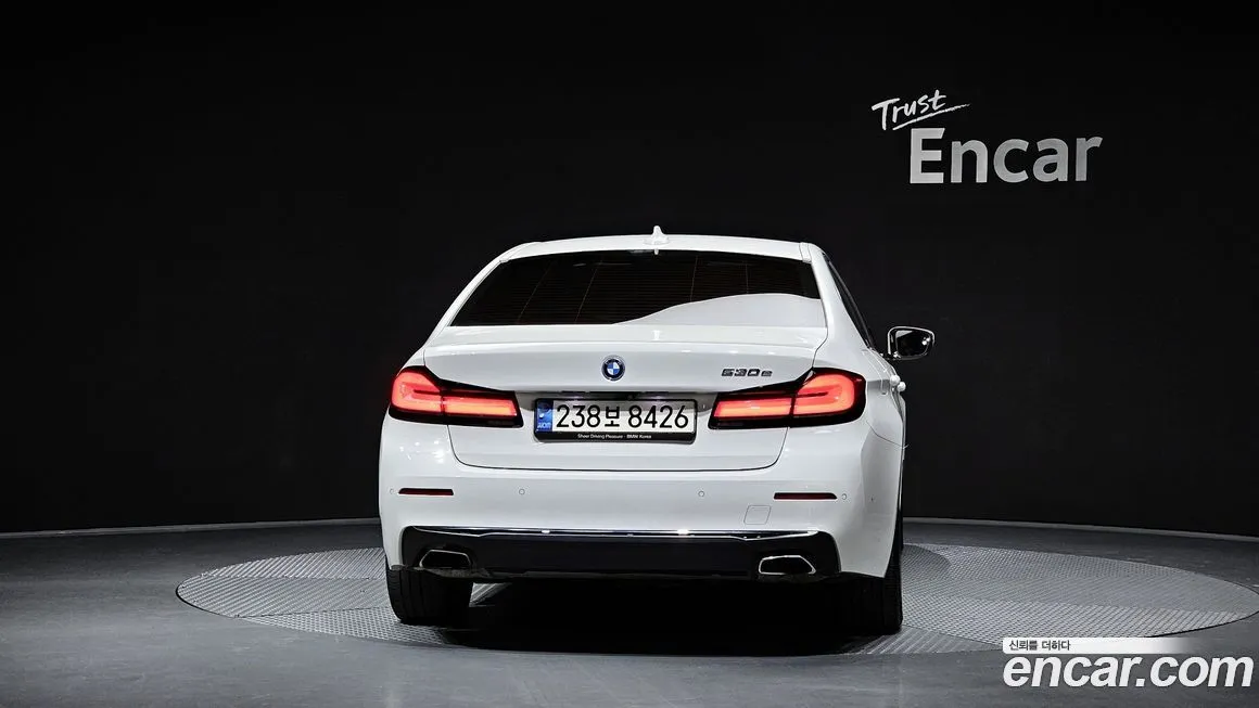 BMW 5-Series 2022 из KR, фото 4