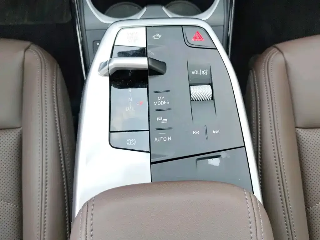 BMW X1 2024 из CN, фото 3