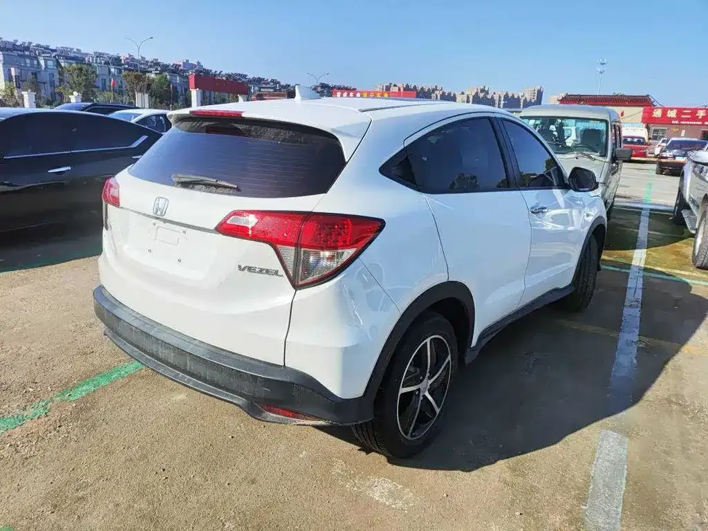 Honda Vezel 2021 из CN, фото 3
