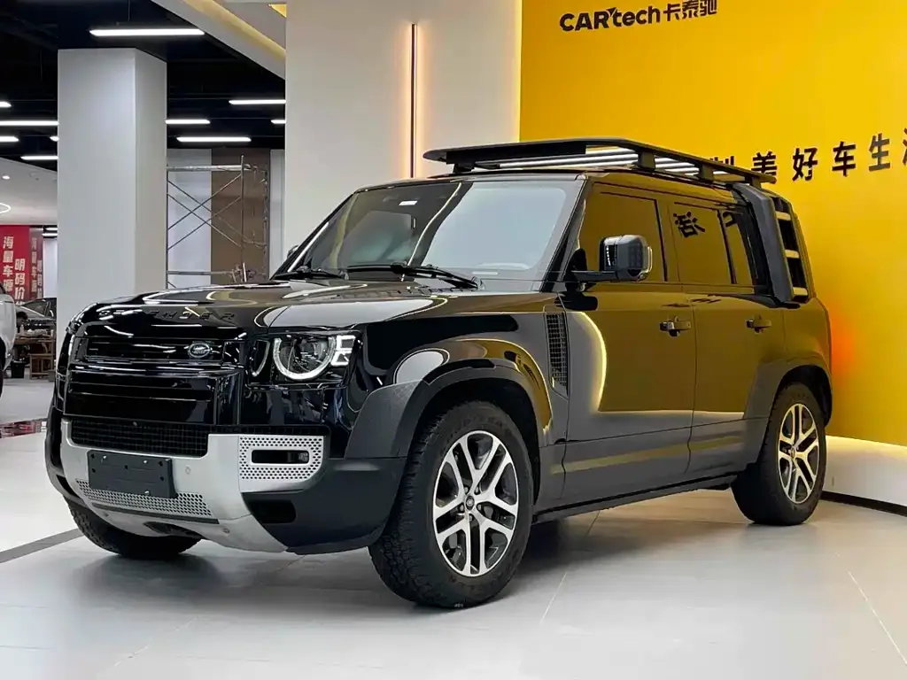 Land Rover Defender — фото 1