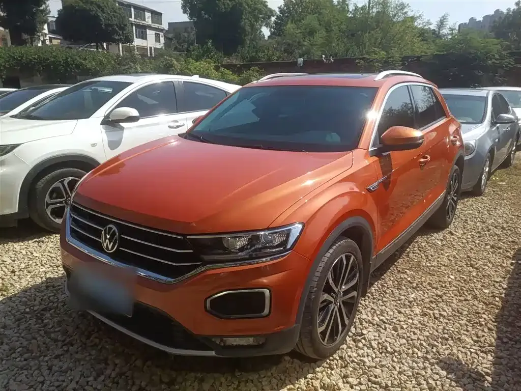 Volkswagen T-Roc — фото 2
