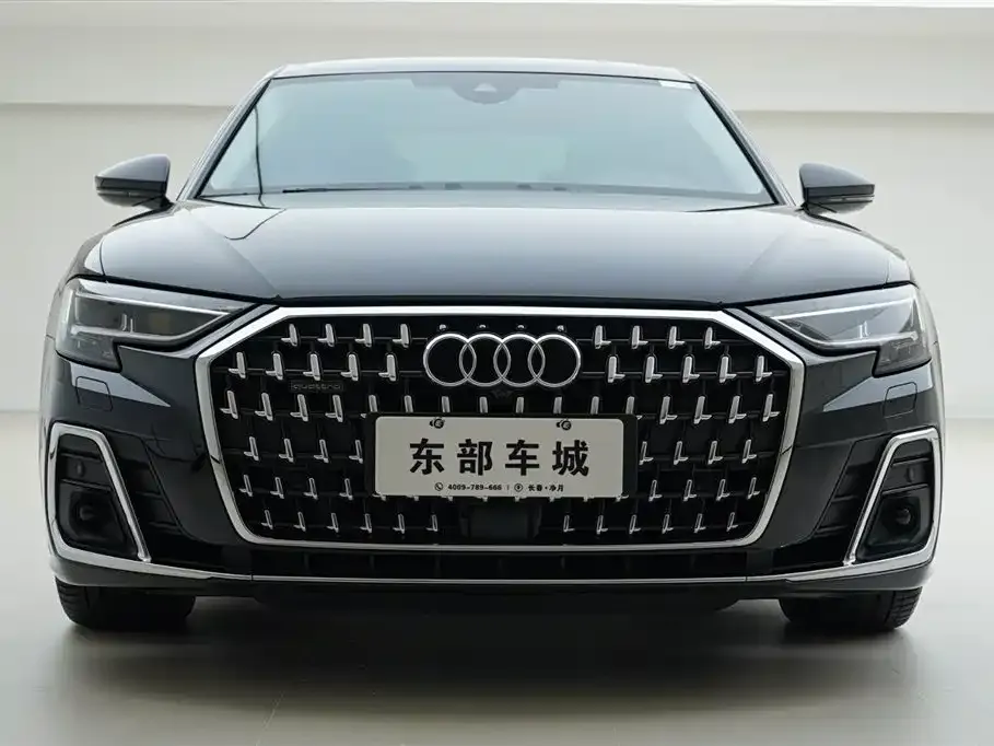 Audi A8 2024 из CN, фото 2