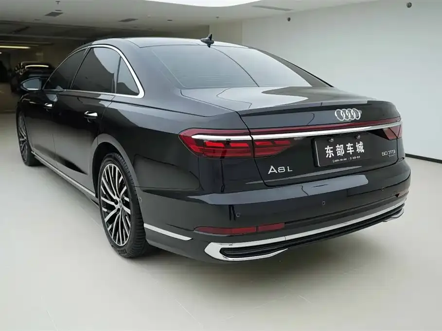 Audi A8 2024 из CN, фото 4