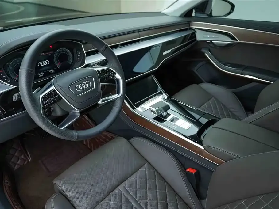 Audi A8 2024 из CN, фото 9