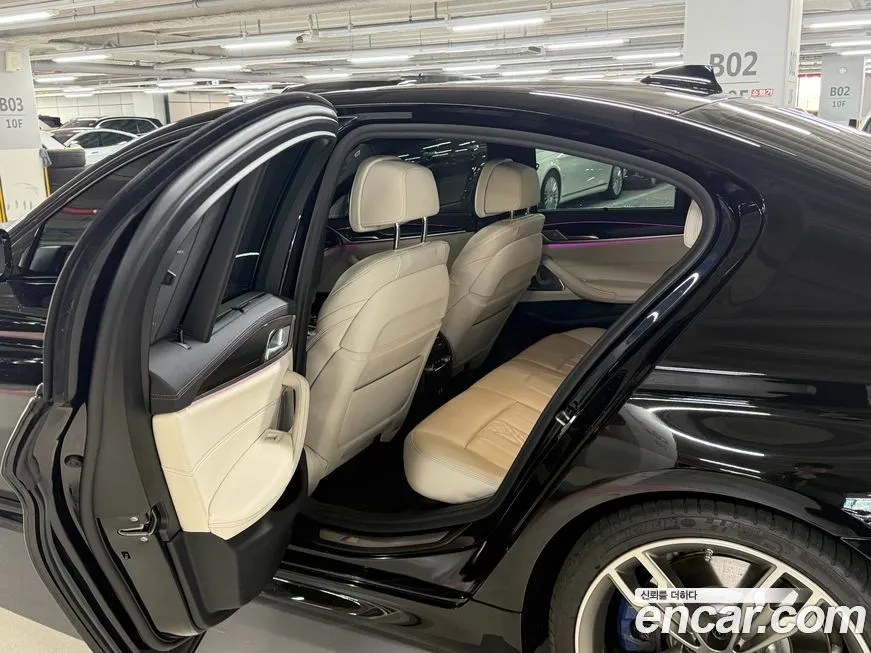 BMW 5-Series 2021 из KR, фото 10