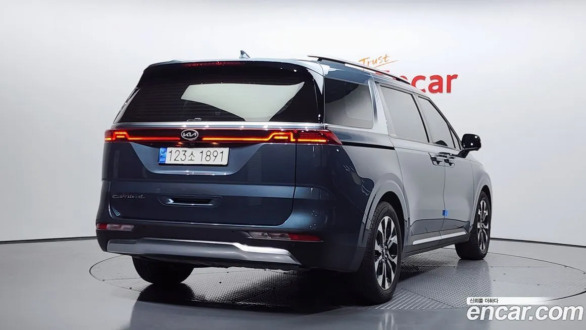 Kia Carnival 2021 из KR, фото 2