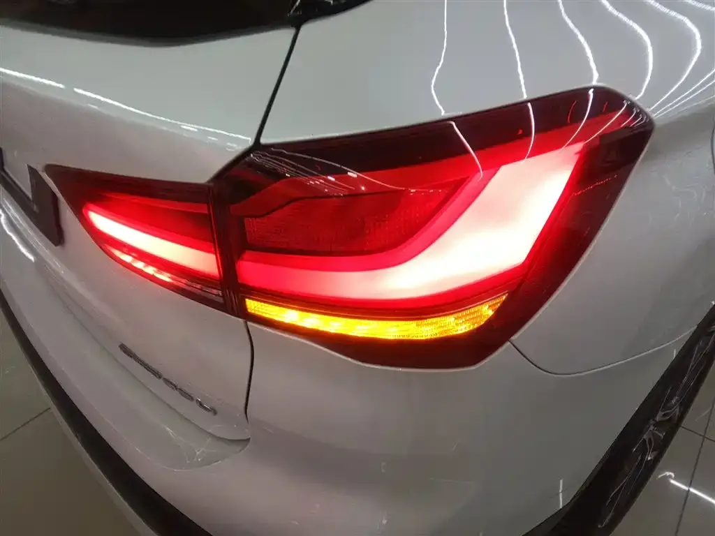 BMW X1 2021 из CN, фото 8