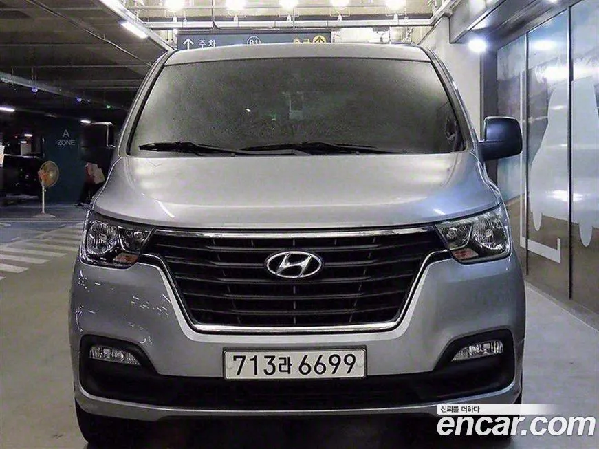 Hyundai Starex — фото 2