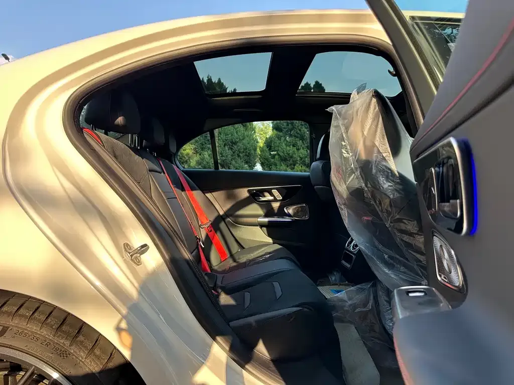 [object Object] C-Class AMG 2025 из CN, фото 10