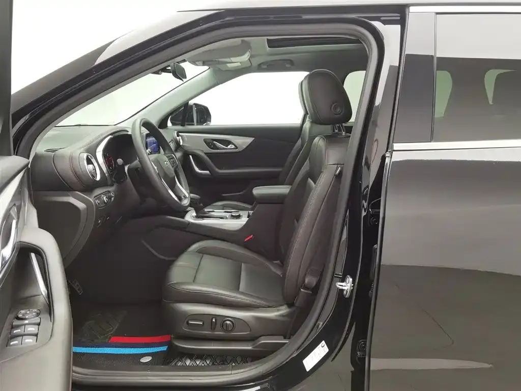 Chevrolet Blazer 2023 из CN, фото 10