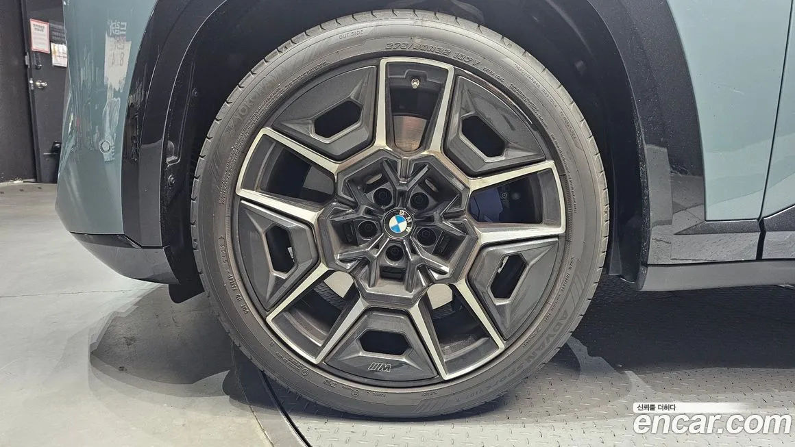 BMW XM — фото 5