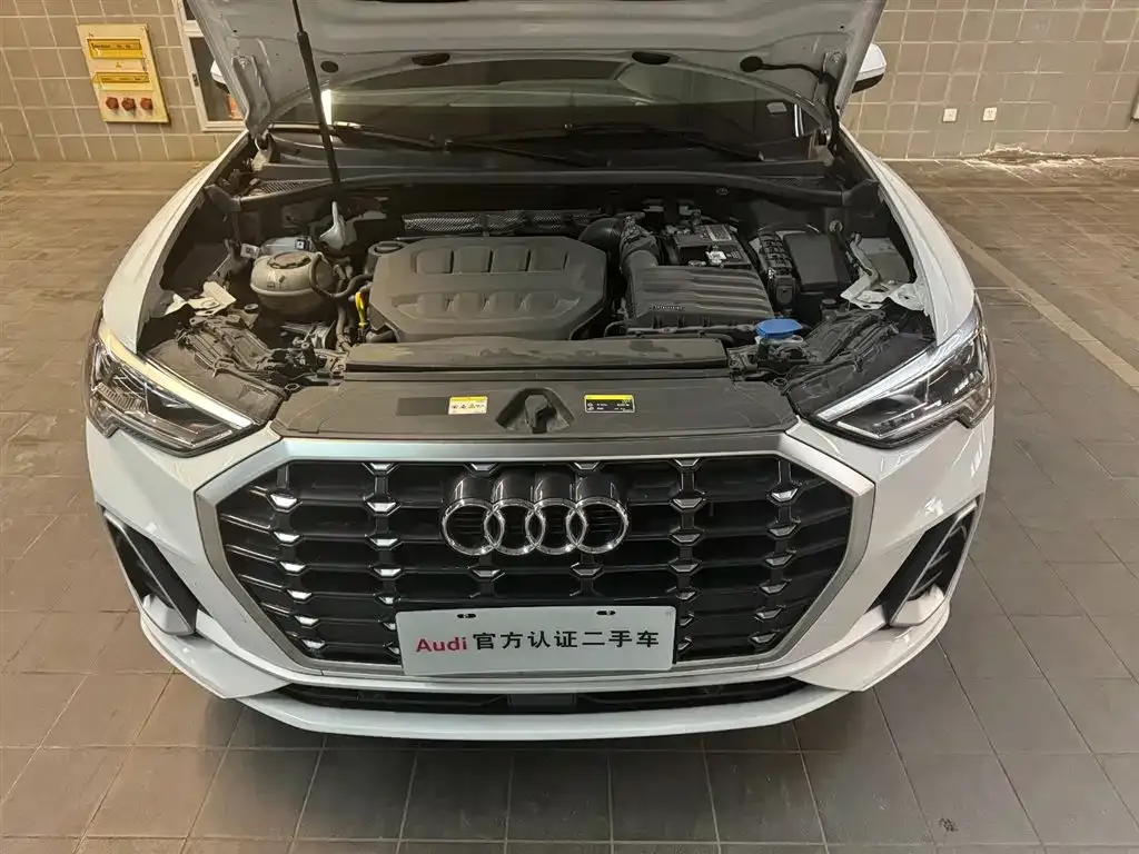 Audi Q3 2023 из CN, фото 4