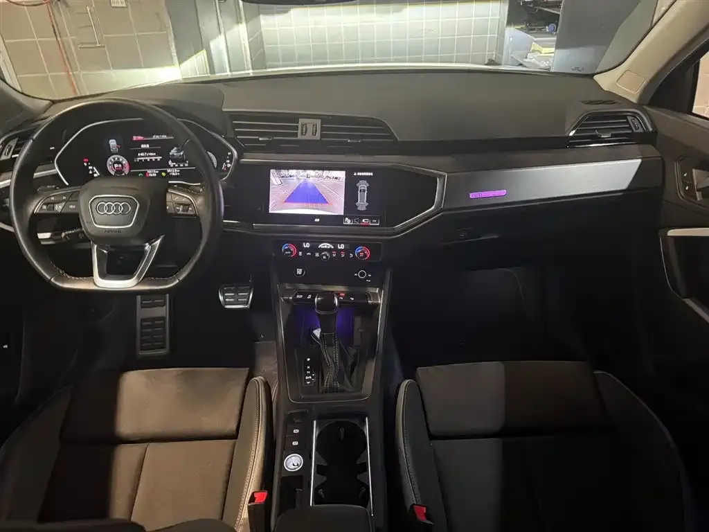 Audi Q3 2023 из CN, фото 8