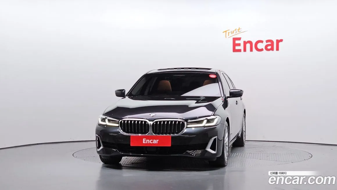 BMW 5-Series 2023 из KR, фото 3