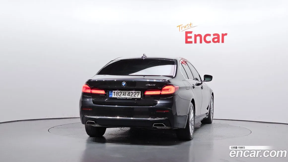 BMW 5-Series 2023 из KR, фото 4
