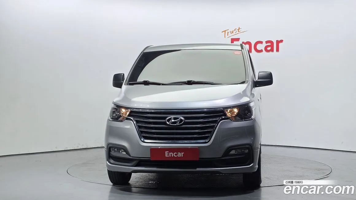 Hyundai Starex 2021 из KR, фото 3