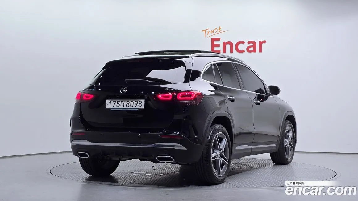 Mercedes-Benz GLA-Class — фото 2