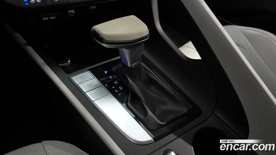 Hyundai AVANTE — фото 9