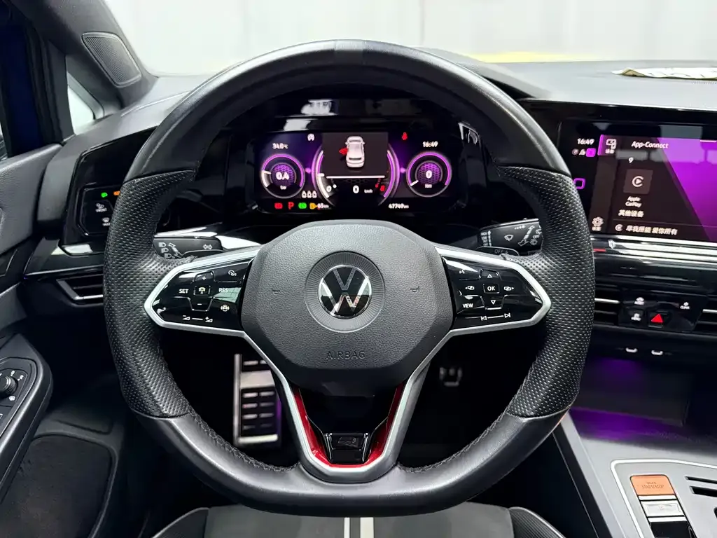 Volkswagen Golf 2021 из CN, фото 10