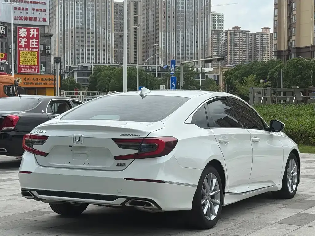 Honda Accord 2022 из CN, фото 4