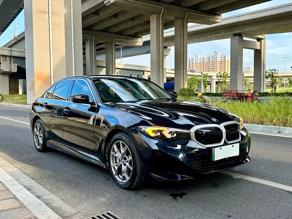 BMW i3 2024 из CN, фото 3