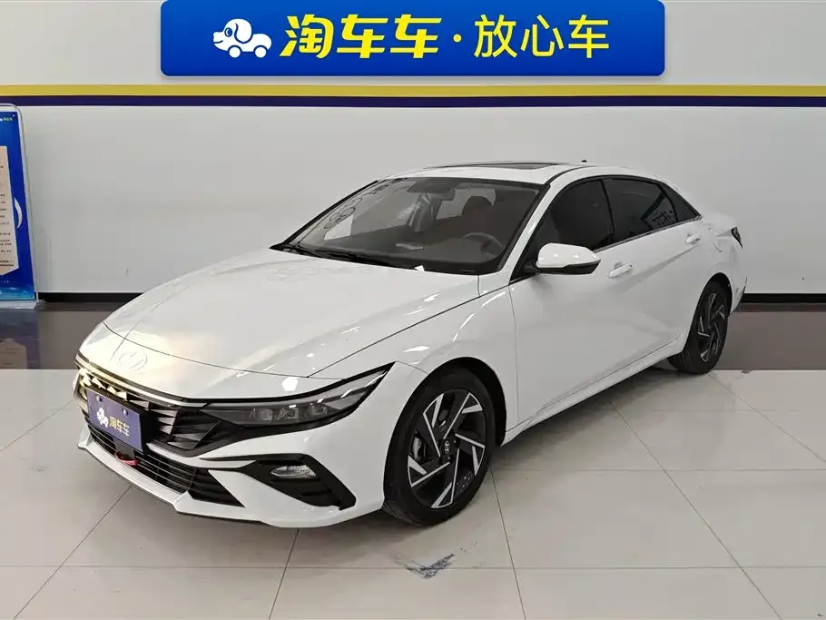 Hyundai Elantra 2024 из CN, фото 1