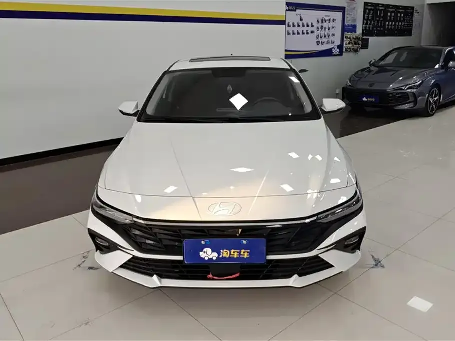 Hyundai Elantra 2024 из CN, фото 2
