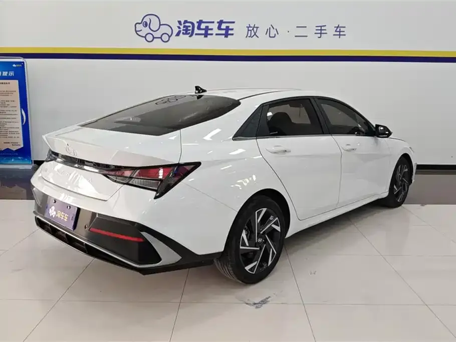 Hyundai Elantra 2024 из CN, фото 3