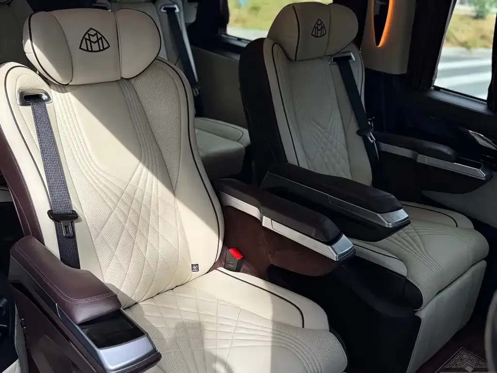 Mercedes-Benz Vito 2023 из CN, фото 10