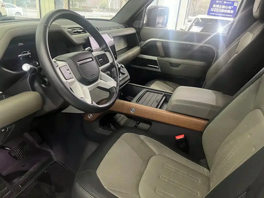 Land Rover Defender 2025 из CN, фото 4