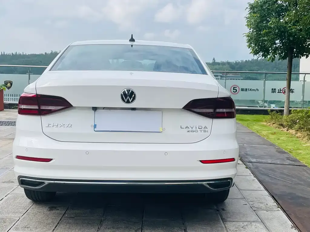 Volkswagen Lavida 2021 из CN, фото 8