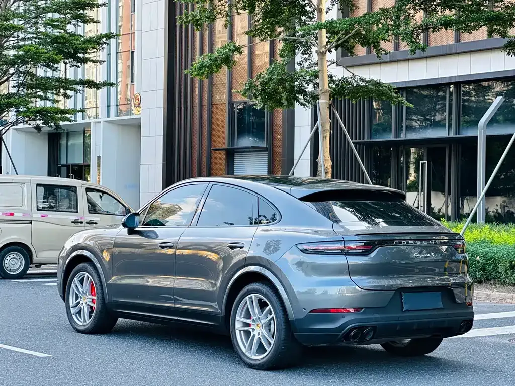 Porsche Cayenne 2022 из CN, фото 4
