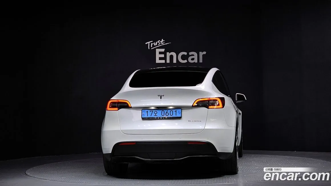 Tesla Model Y 2022 из KR, фото 4