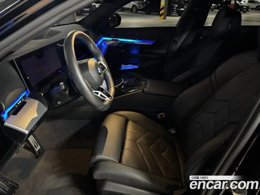 BMW 5-Series 2025 из KR, фото 4