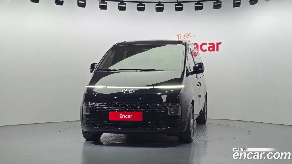Hyundai Staria 2023 из KR, фото 3