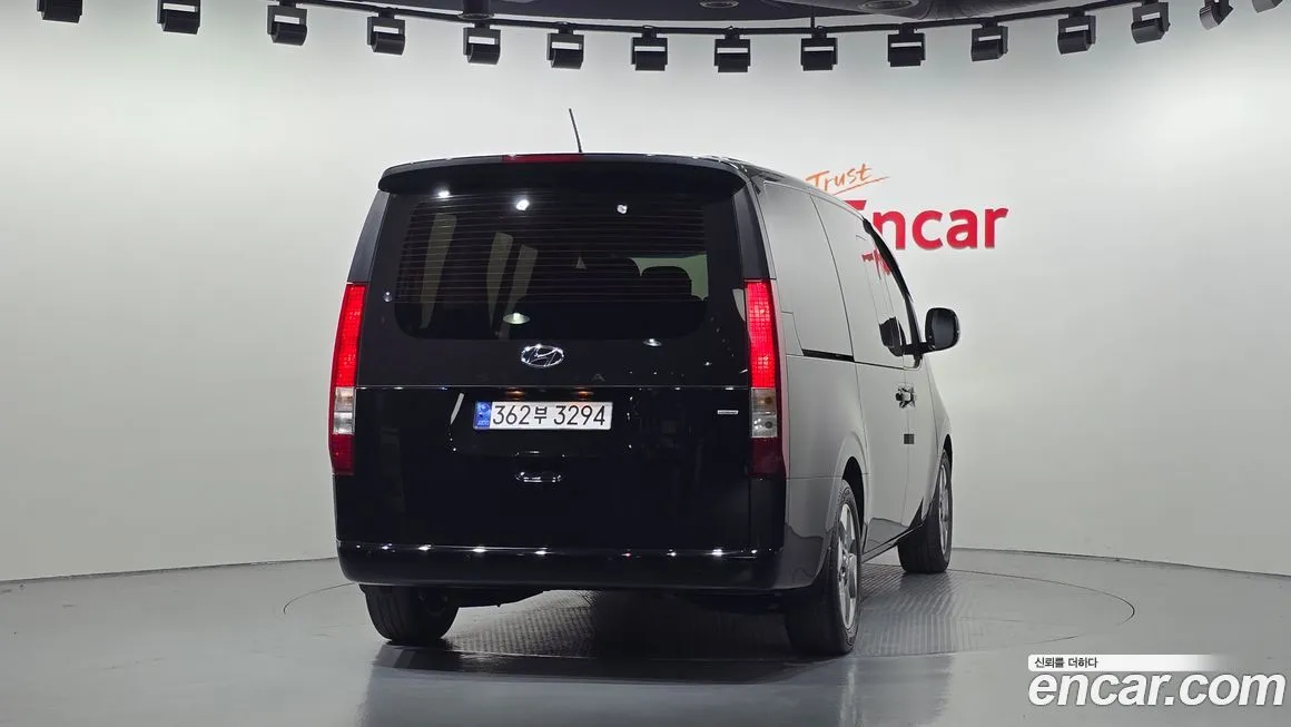 Hyundai Staria 2023 из KR, фото 4