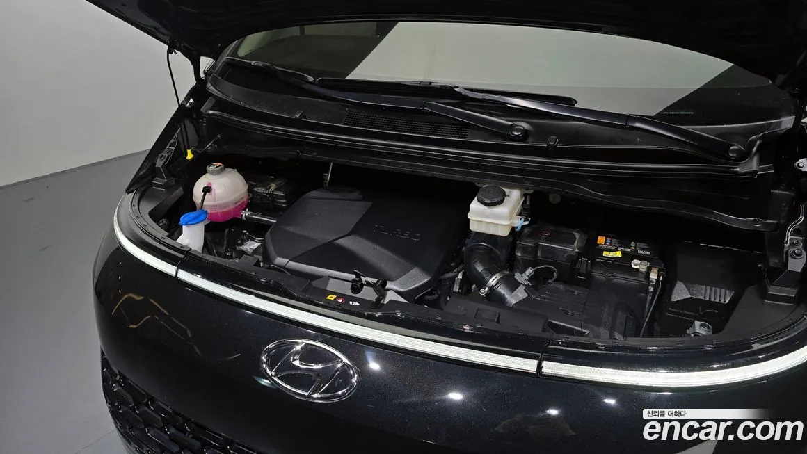 Hyundai Staria 2023 из KR, фото 6