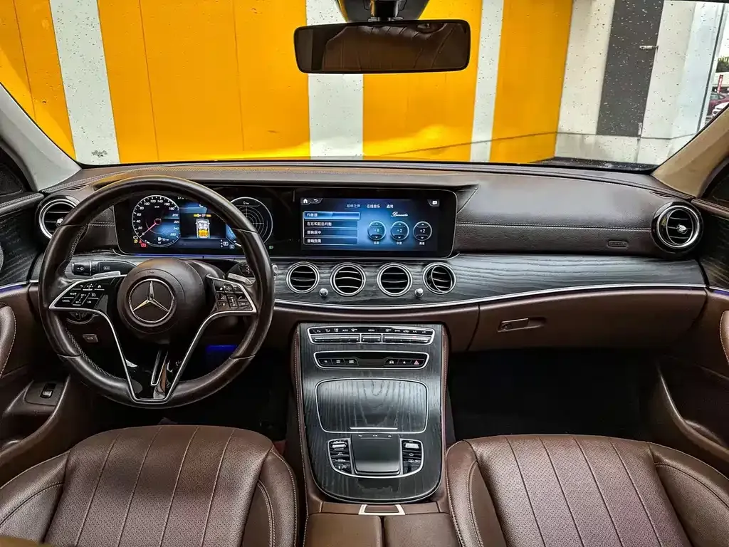 Mercedes-Benz E-Class 2023 из CN, фото 5