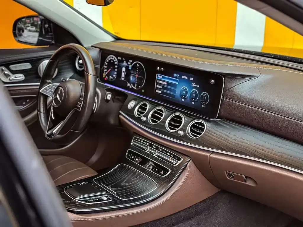 Mercedes-Benz E-Class 2023 из CN, фото 6